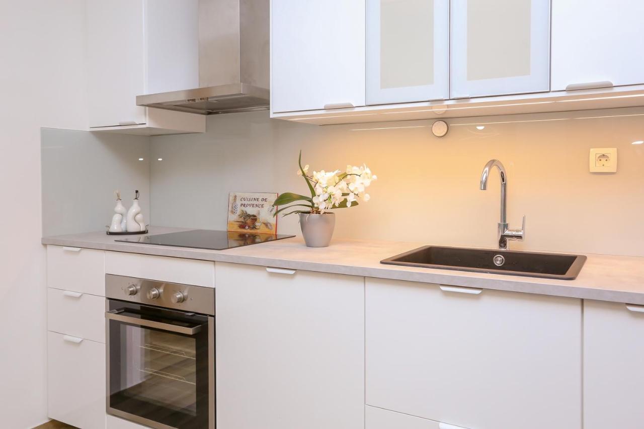 Apartment Dvor Спліт Екстер'єр фото