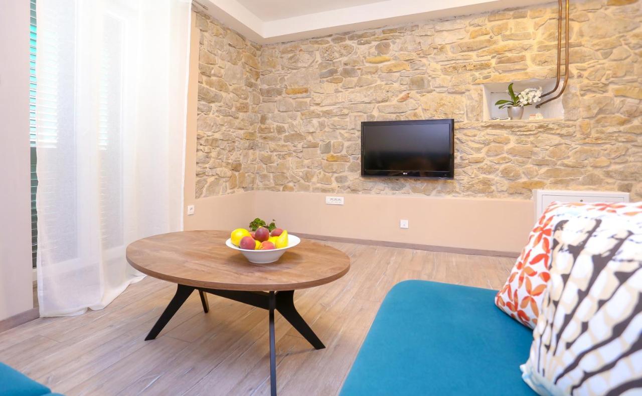 Apartment Dvor Спліт Екстер'єр фото